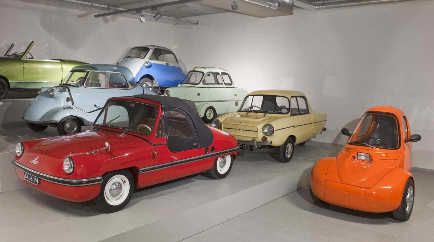 louwman-museum-collection-bubble-cars-e1568121362360
